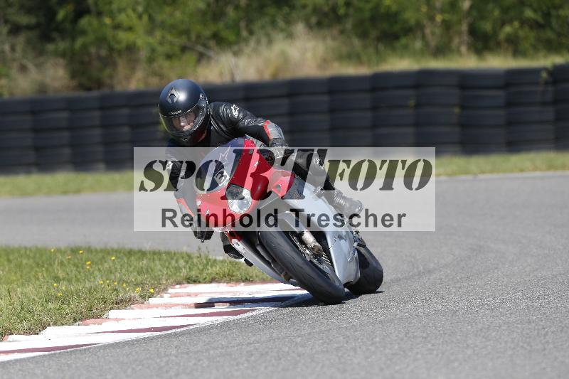 Archiv-2025/48 25.08.2025 Cornu Master School ADR/gruen-vert/3